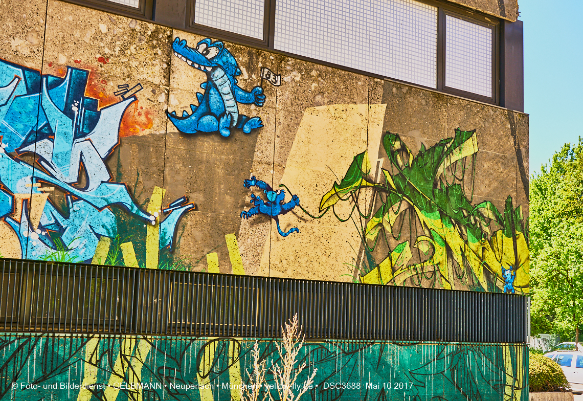 21.03.2017 - Abrissbaustelle Quiddezentrum in Neuperlach